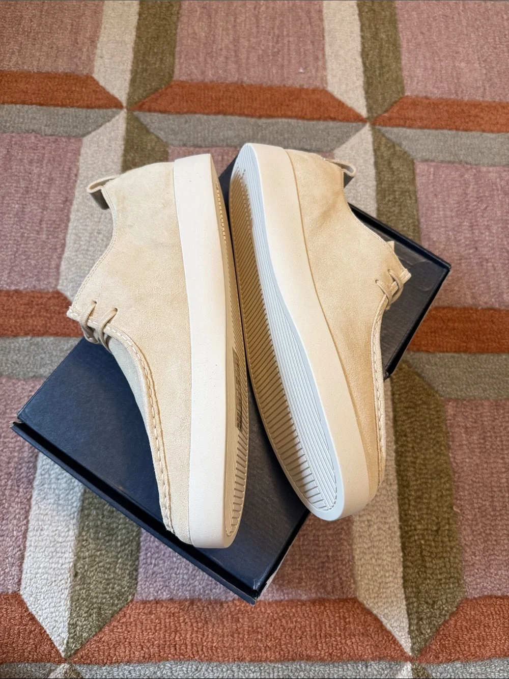 Men's Casual Suede Lace-Up Shoes in Beige